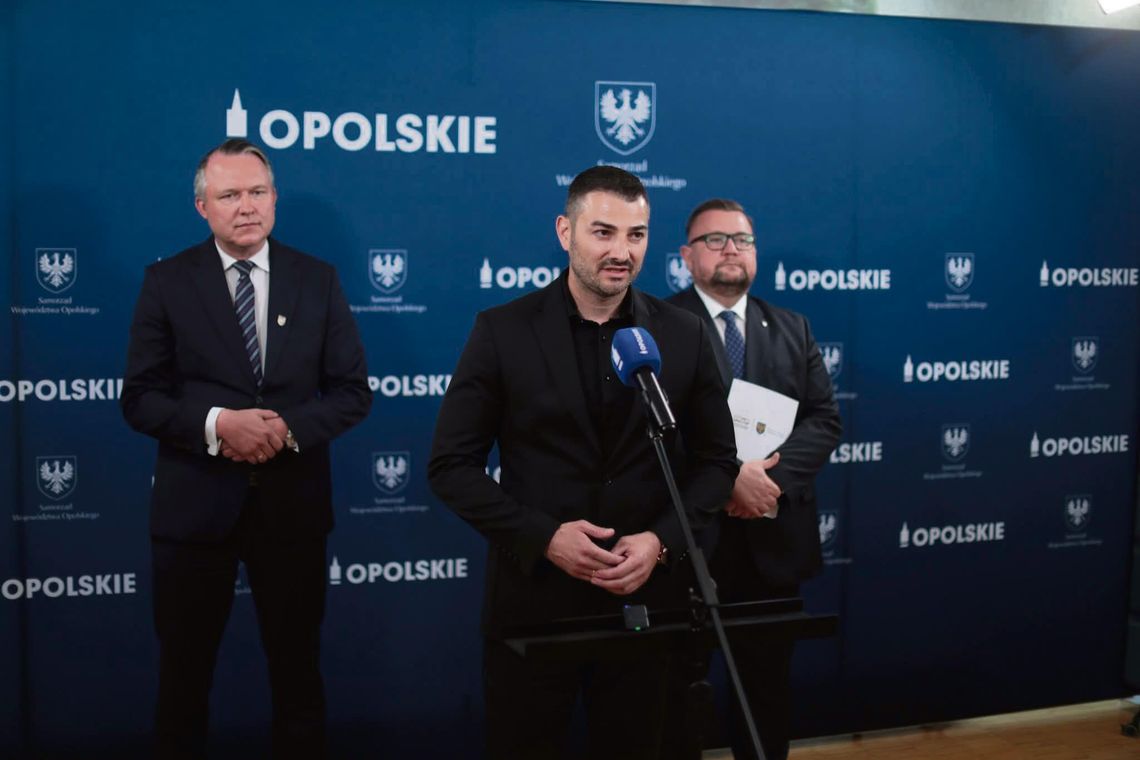 Niemodlin zyska nowy blask! Ponad 6,2 mln zł na odbudowę po powodzi i modernizację kluczowych obiektów Budynek przy ul. Wojska Polskiego 3 w Niemodlinie, który zostanie wyremontowany dzięki środkom unijnym