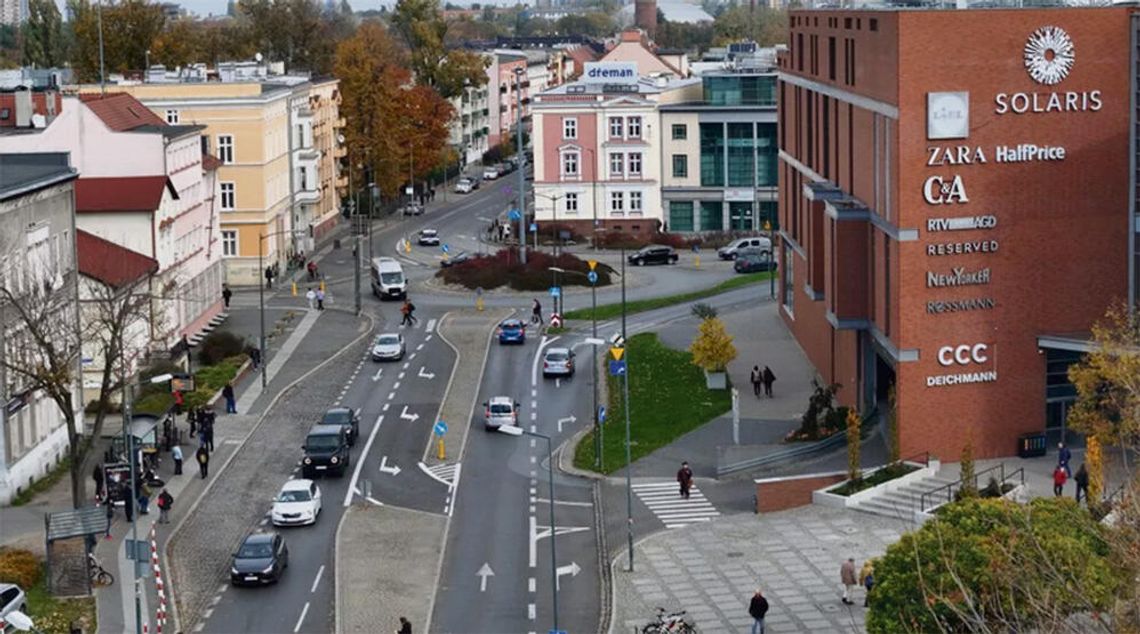 Nowa organizacja  i sygnalizacja przy Solaris? Nowa organizacja  i sygnalizacja przy Solaris?