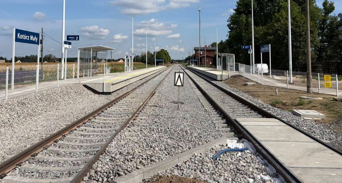 Opole–Kluczbork w 46 minut. W Kotorzu Małym pojawią się automatyczne rogatki Zmodernizowana linia kolejowa Opole–Kluczbork i przejazd kolejowy w Kotorzu Małym w gminie Turawa.