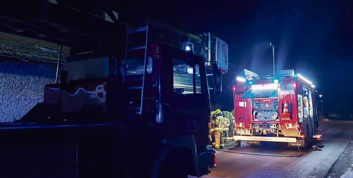 Płonęło poddasze  w Nowych Budkowicach