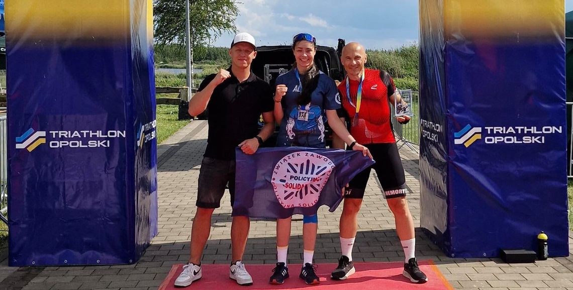 Policjanci z Ozimka na podium Opolskiego Triathlonu