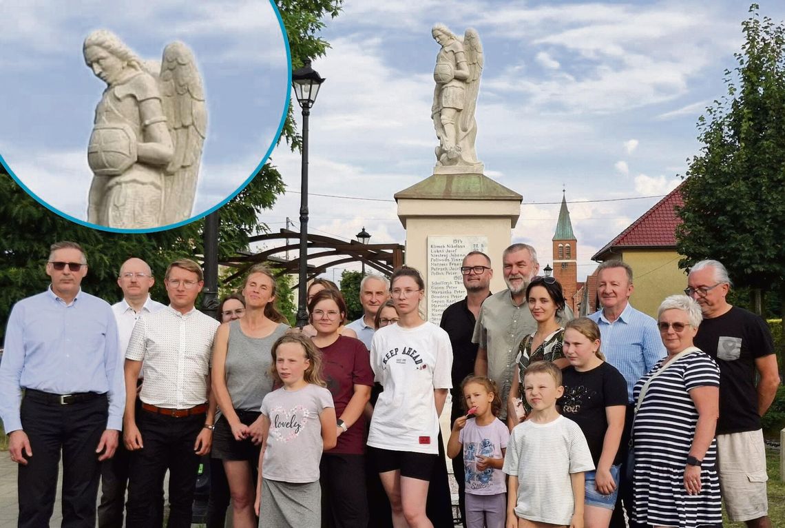 Odnowiony pomnik św. Michała w Brynicy — miejsce pamięci po renowacji, z zadbanym otoczeniem