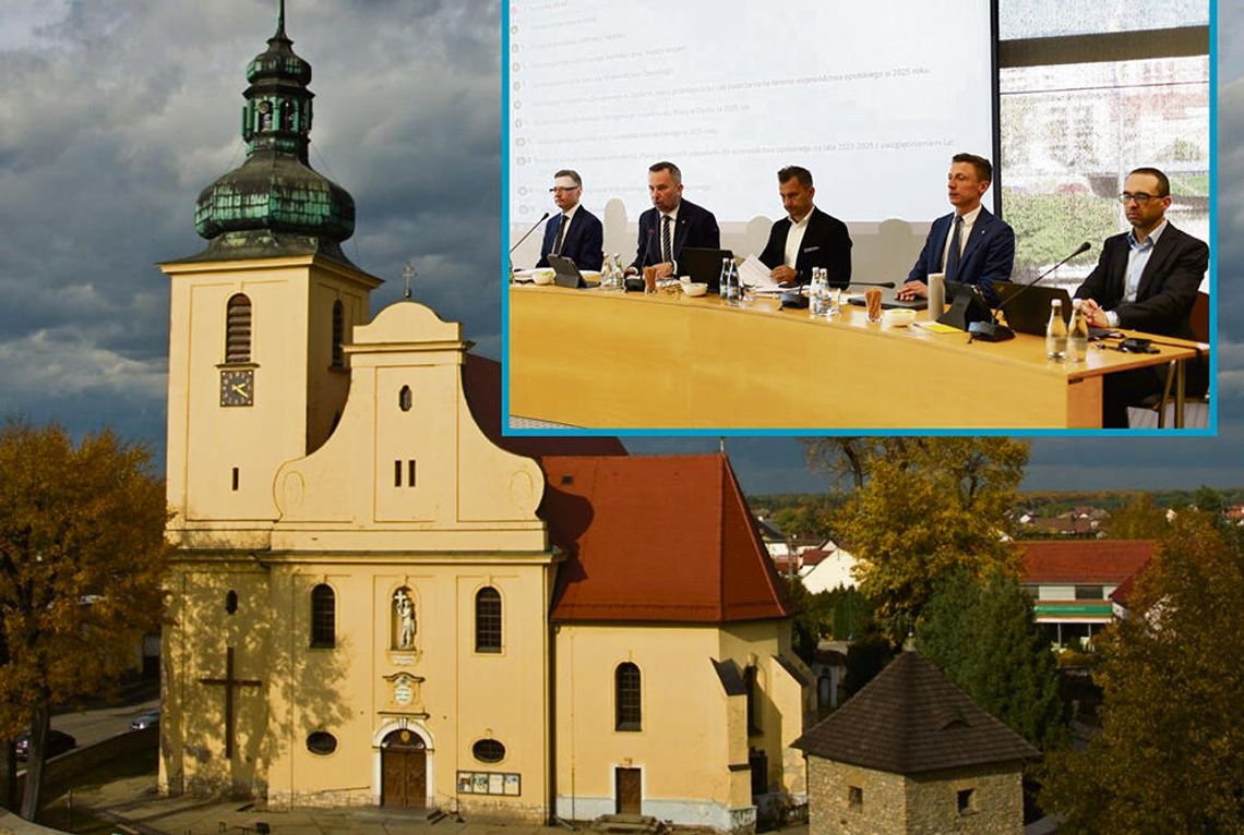 Radni województwa opolskiego podczas sesji, na której przyznano dotacje na zabytki i projekty sołeckie