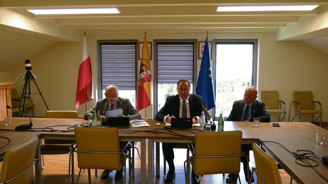 Radni o planach, zabytkach i przystanku autobusowym Radni o planach, zabytkach i przystanku autobusowym