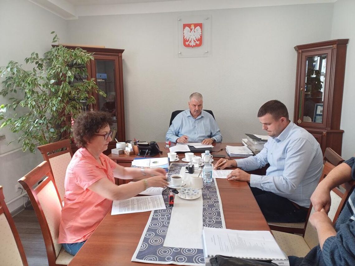rozbudowie remizy OSP w Dębiu, gmina Chrząstowice