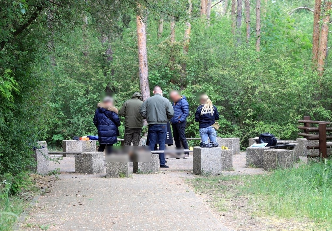Spacerowicze odkryli zwęglone ciało w Opolu. Są wyniki sekcji zwłok
