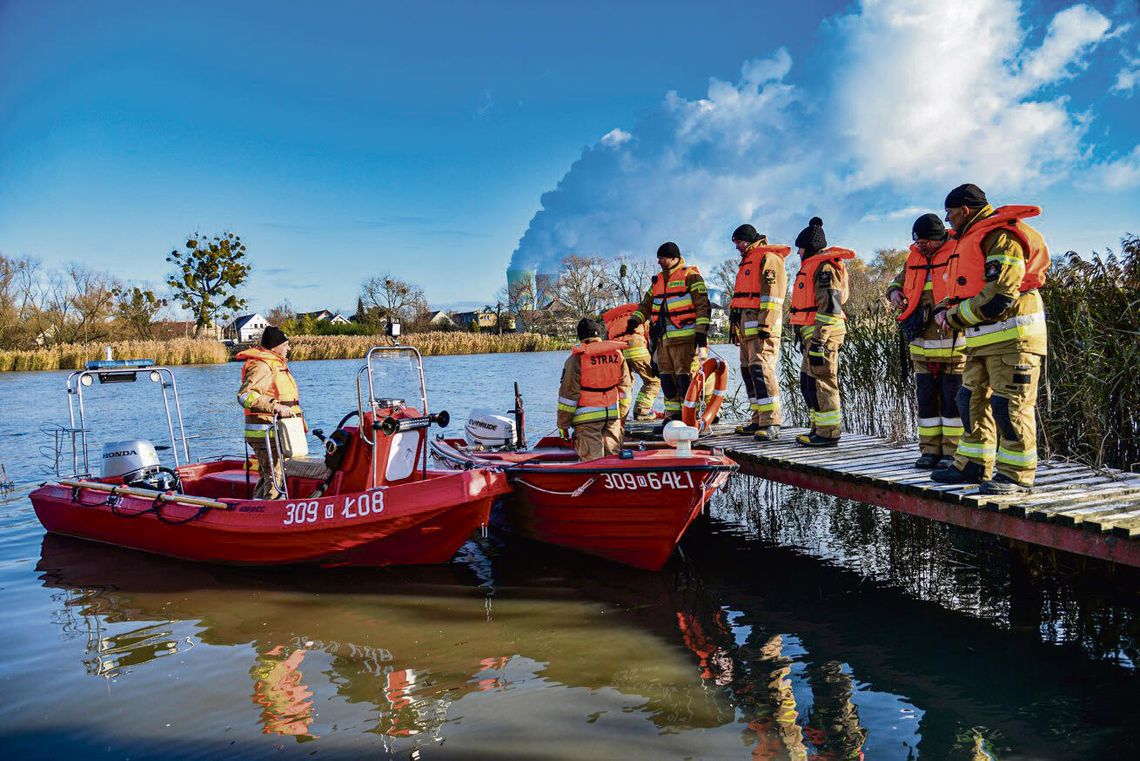 Strażackie manewry  w gminie Dąbrowa