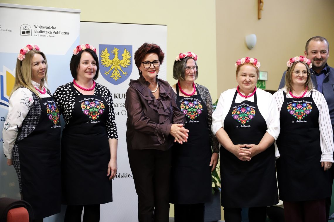 Tłumy na spotkaniu z Jolantą Kwaśniewską w Opolu. Wejściówki zniknęły w kilka minut