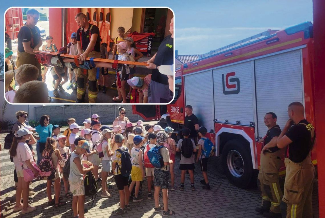 Uczniowie z Kątów Opolskich odwiedzili OSP Przywory! Pokaz sprzętu, ćwiczenia i słodka niespodzianka Dzieci z Kątów Opolskich ćwiczą obsługę prądownicy podczas wizyty w remizie OSP Przywory.