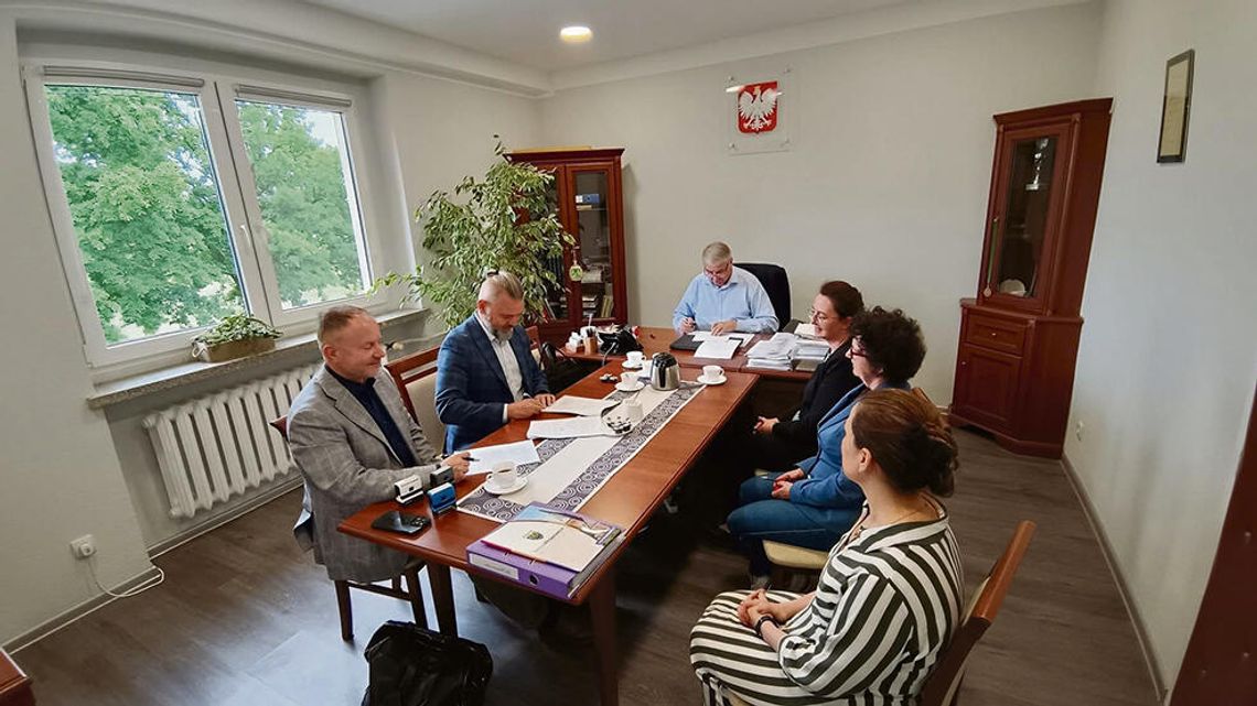 Umowa podpisana, ale… ważny jest recykling