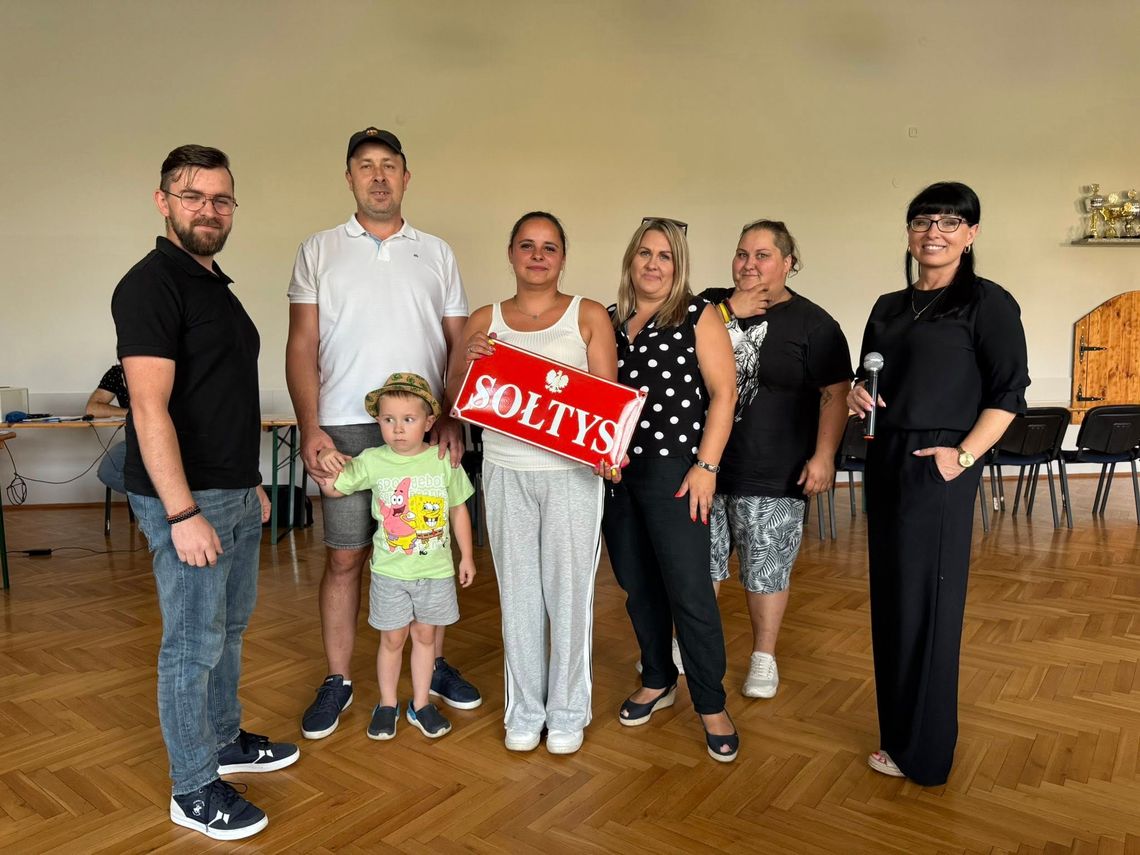 Sołtysi i członkowie rad sołeckich wybrani w Siedliskach, Ciepielowicach i Skarbiszowie w gminie Dąbrowa