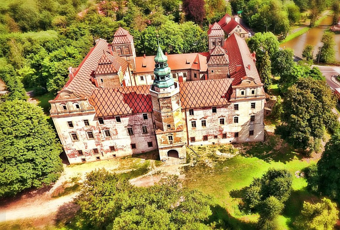 Zamek Niemodlin przejdzie wielką rewitalizację. Inwestycja za ponad 7,5 mln zł Zamek Niemodlin, który przejdzie rewitalizację w ramach projektu wartego ponad 7,5 mln zł