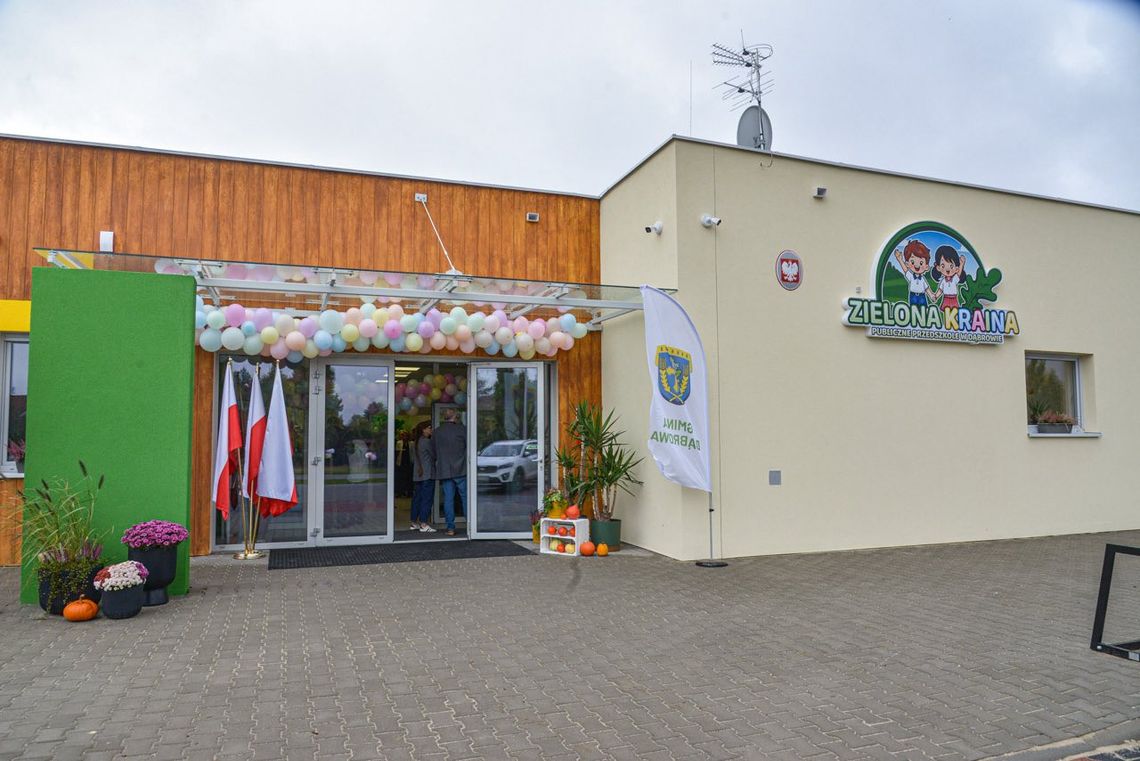 „Zielona Kraina” otwarta! Nowe przedszkole – nowy rozdział w historii gminy Dąbrowa